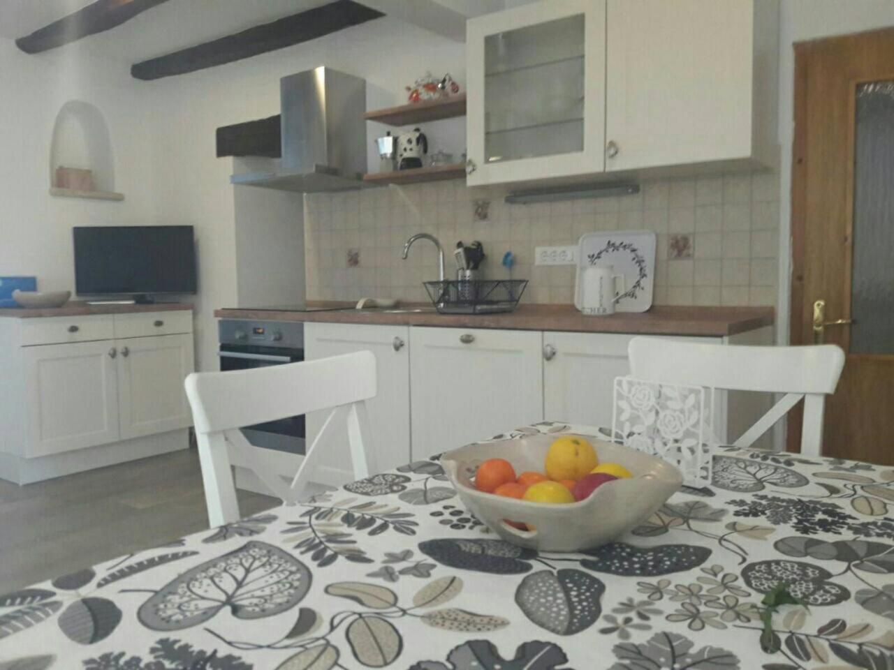 Apartment Nena- Apartman Sa Posebnim Ulazom U Prizemlju, Terasom I Zelenom Okucnicom Rakotule Eksteriør billede